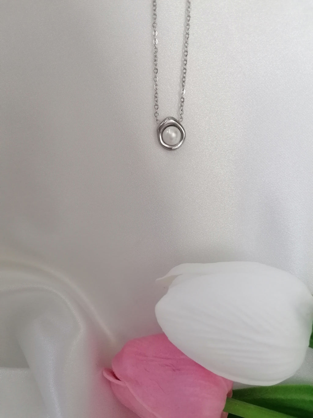 Perla Collier Ajustable Perle Blanche Doré ou Argenté - Acier Inoxydable