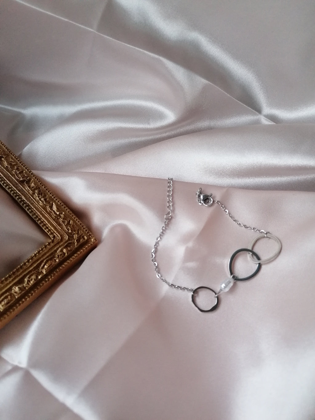 Ayla Bracelet Ajustable Perles et Anneaux Doré ou Argenté - Acier Inoxydable