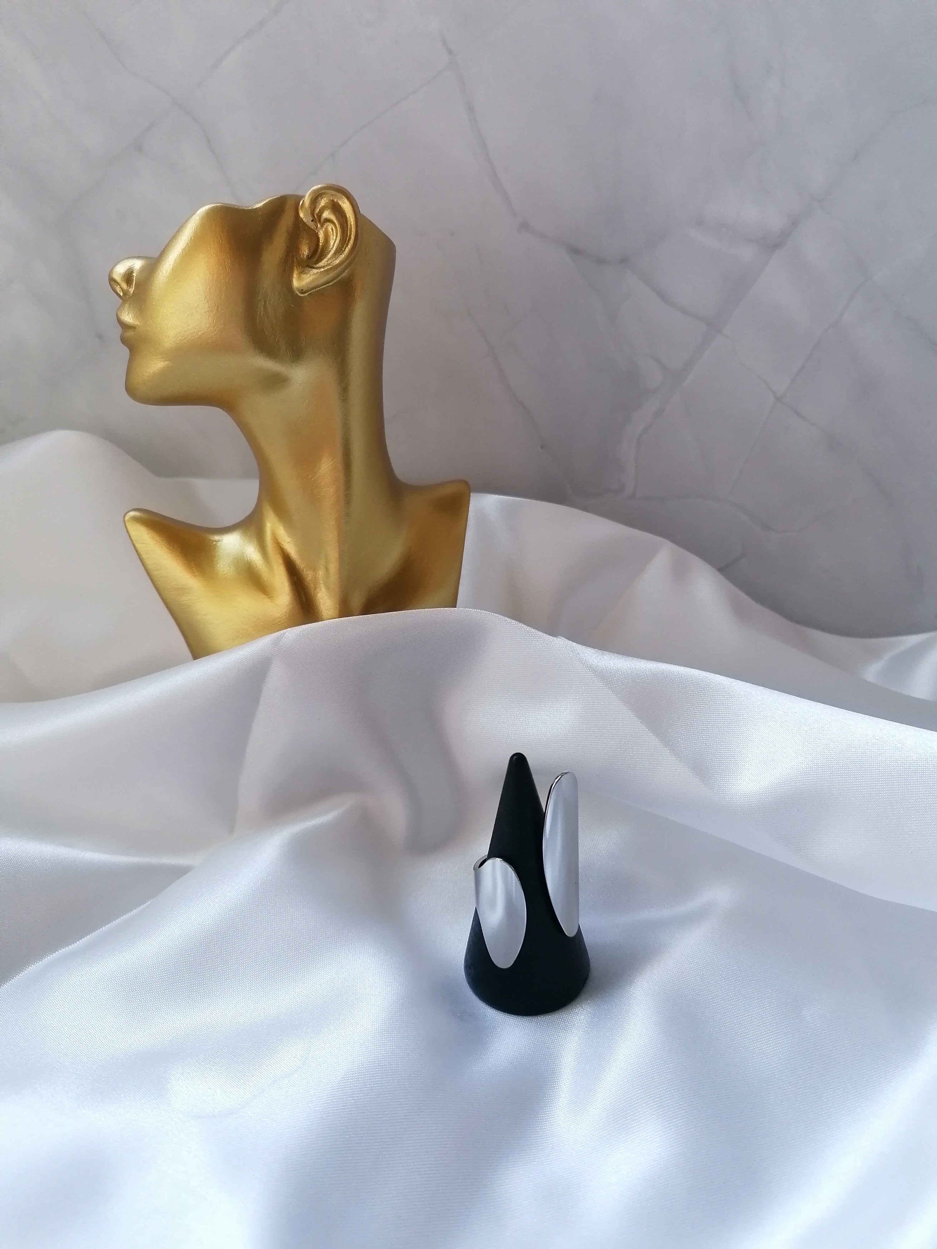 Emyra Bague Ajustable Dorée ou Argentée - Acier Inoxydable Femme