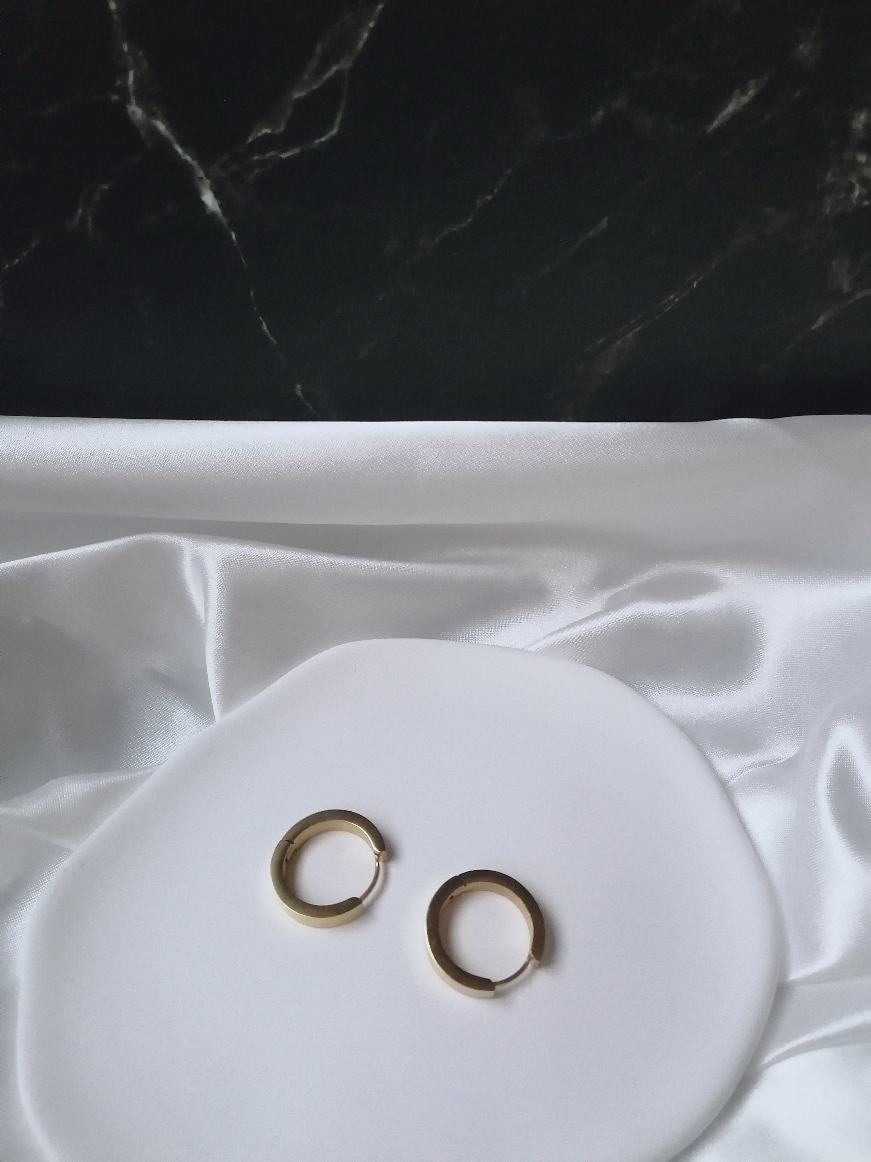 Gaia Boucles d'Oreilles Dorées en Acier Inoxydable - Bijou Femme Élégant